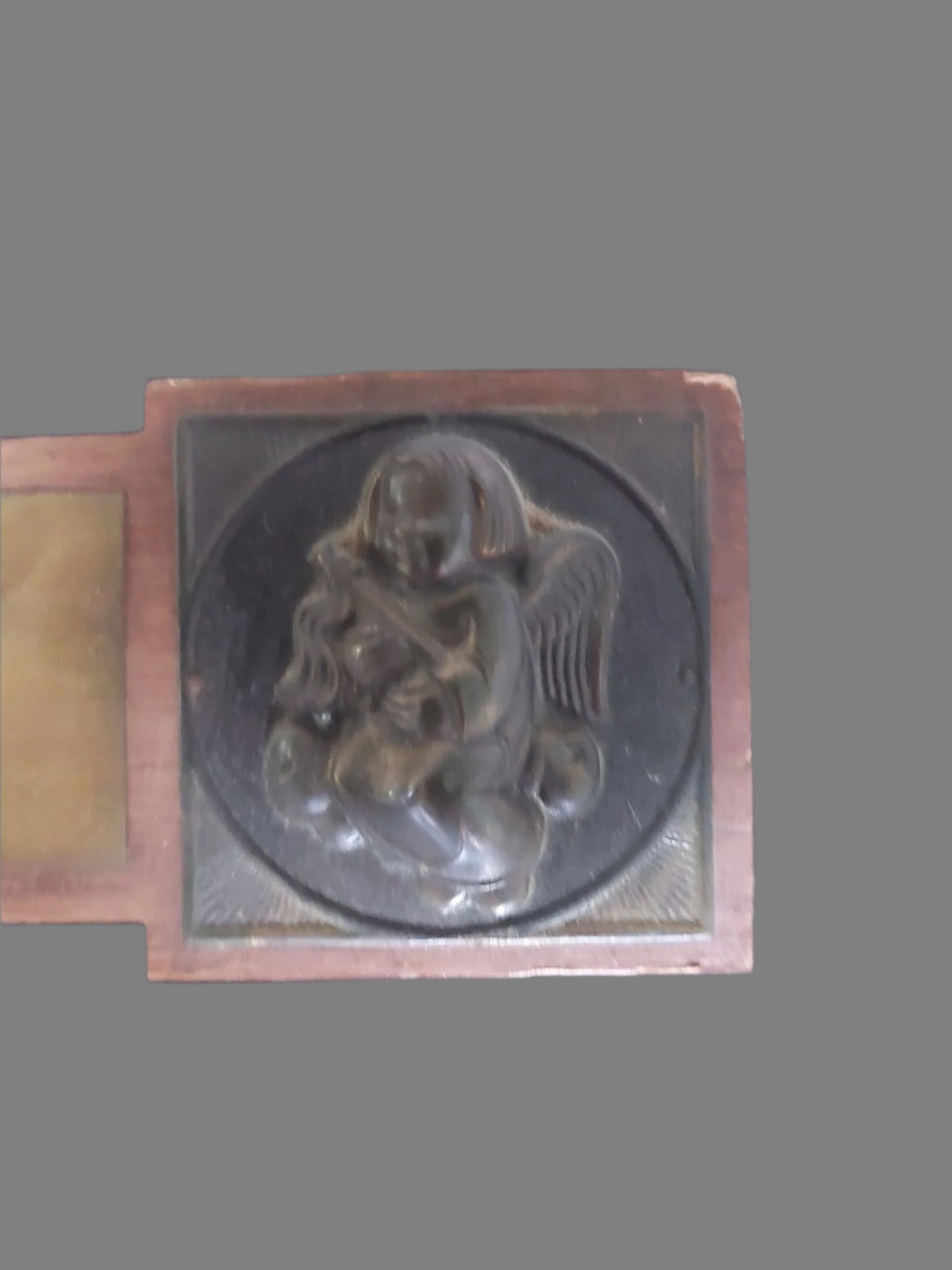 Kreuz Vintage Jesus mit 4 Engeln Eiche Messing ca. 50x35cm