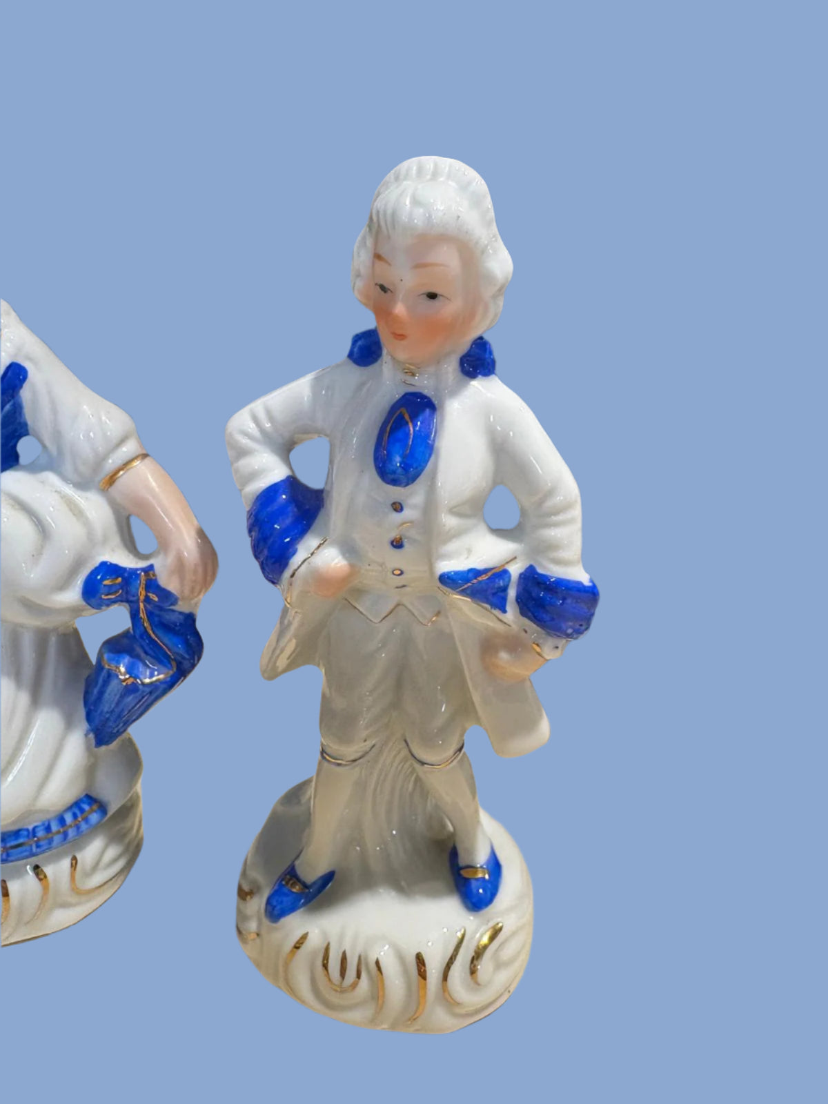 Weiß blaue Porzellan Figur ca. 14 cm