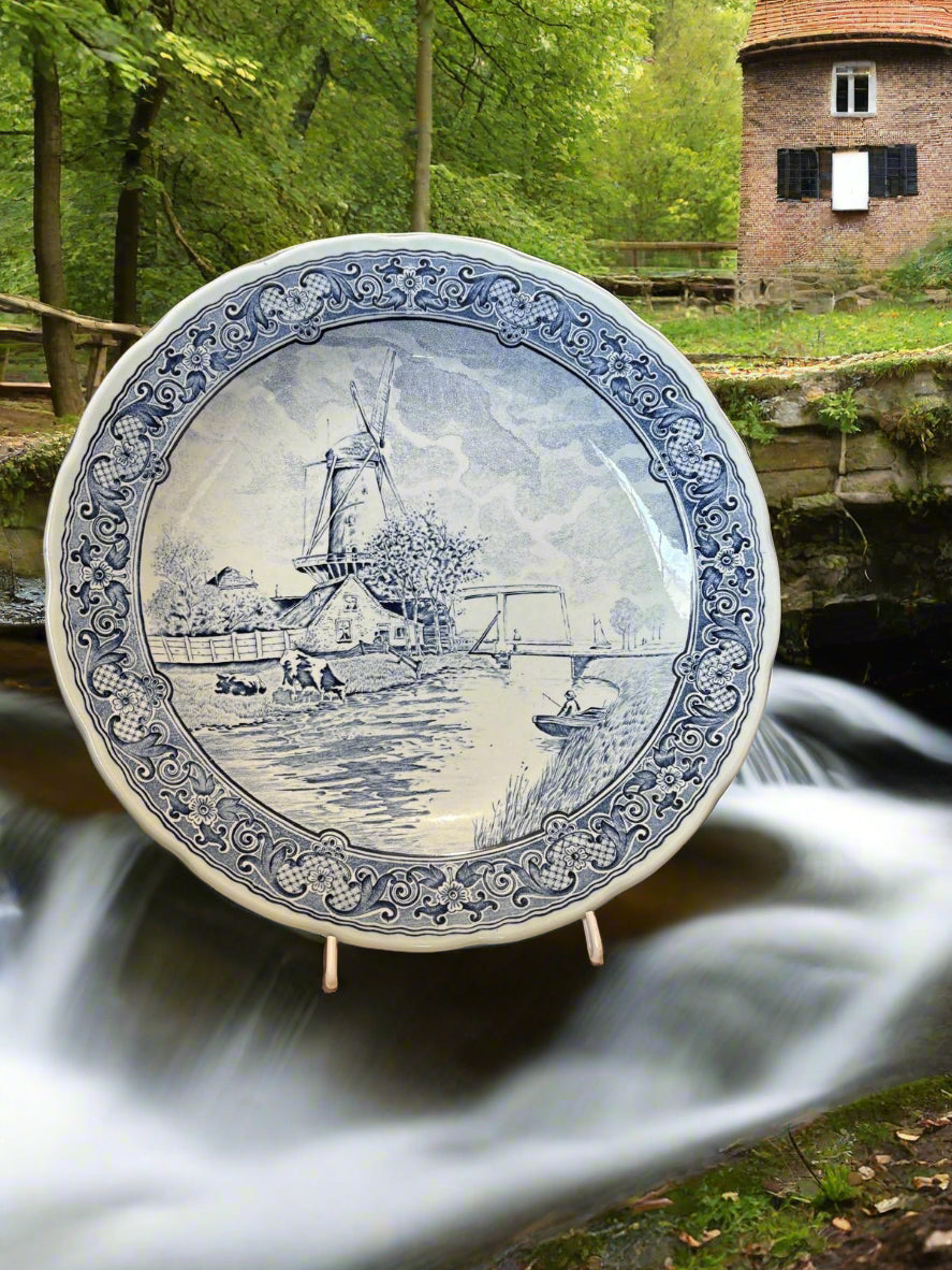Delfts Porzellan Teller ca. 31 cm mit Mühle