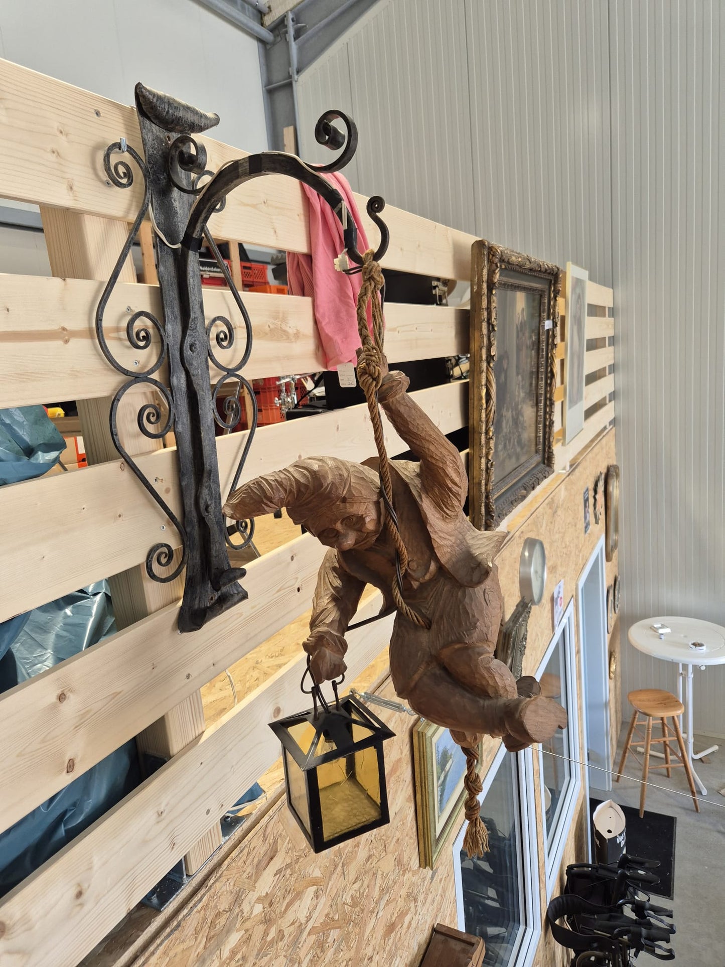 Hängelampe Pendelleuchte Holzfigur geschnitzt 52cm
