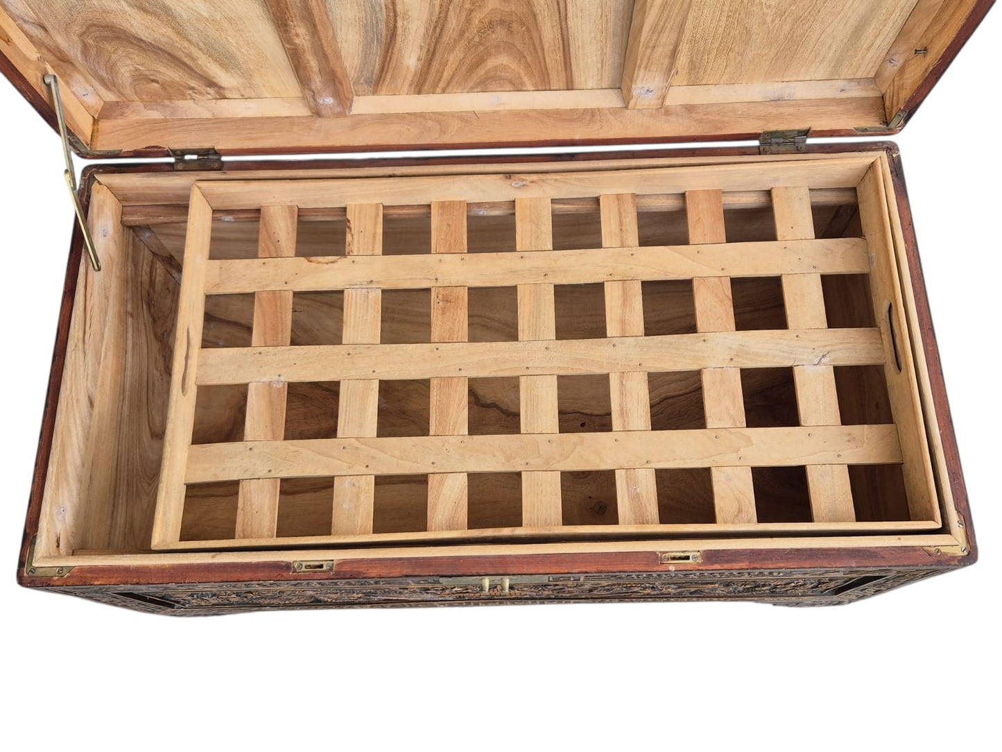 Holztruhe Chinesisches Motiv Abmessung L89 x B45 x H44cm.