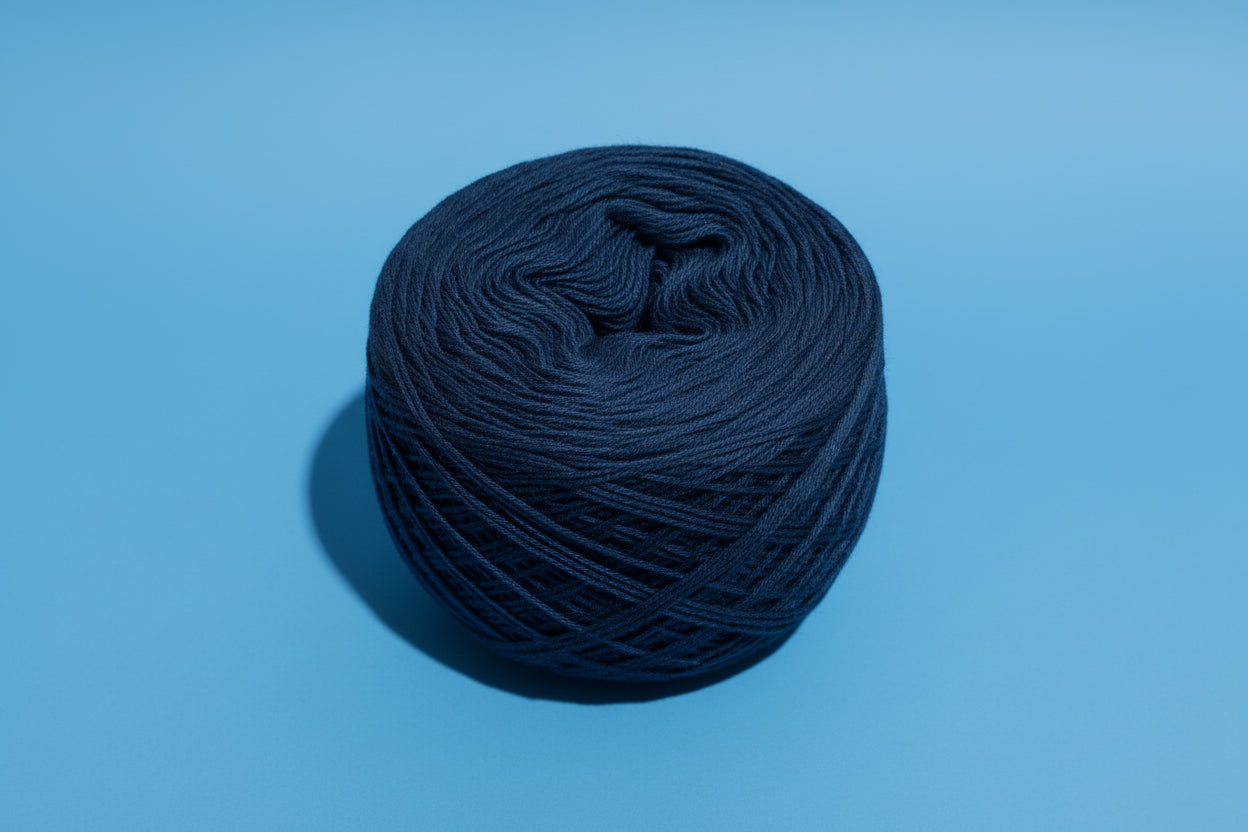 3-Fädiges Garn ,,Ozeanblau".