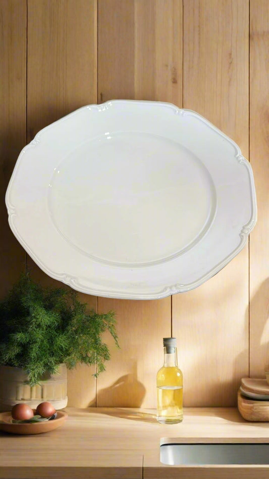 Weißer Porzellanteller ca. 31 cm