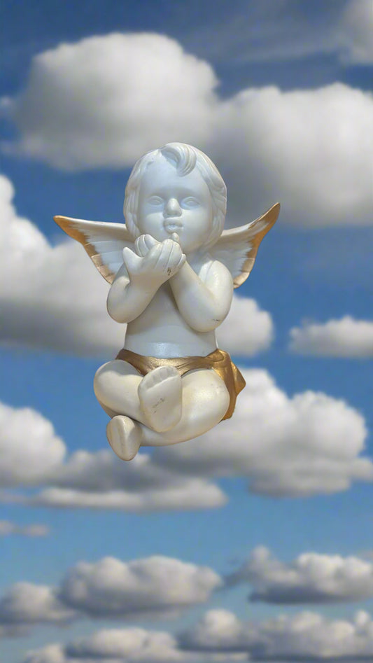 Engel Figur mit goldenen Details ca. 12 cm