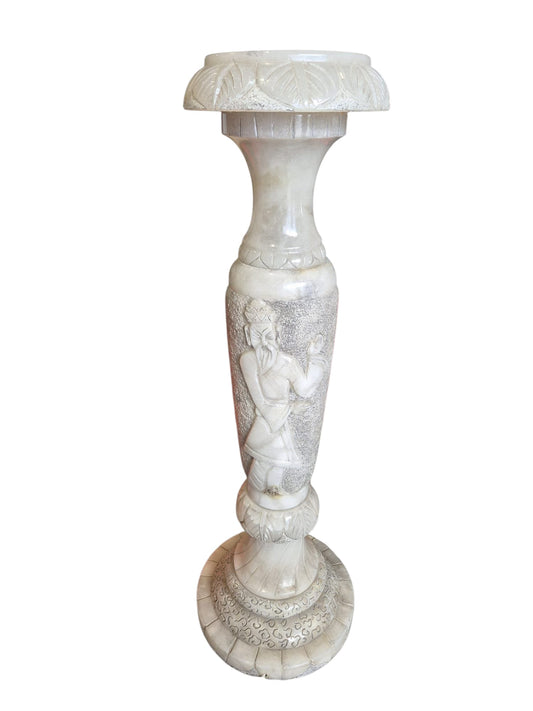 Säule Pflanzensäule Alabaster "Cinese Wisemen" geschnitzt Vintage