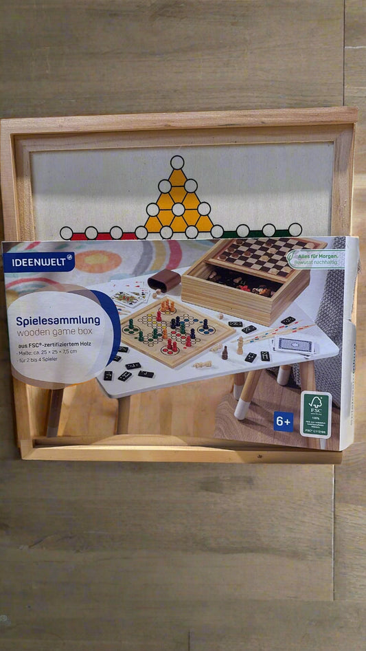 Spielesammlung ca. 25 x 25 x 7,5 cm Maße