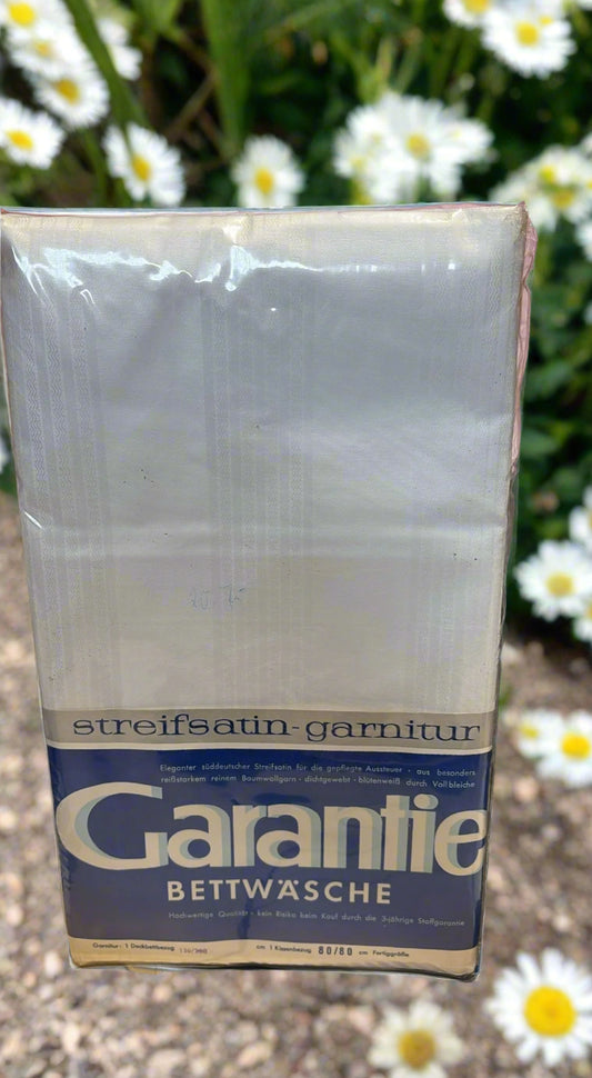 Bettwäsche Streifsatin-Garnitur