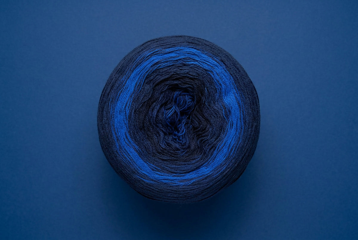 4-Fädiges Garn ,,Abgrundblau"